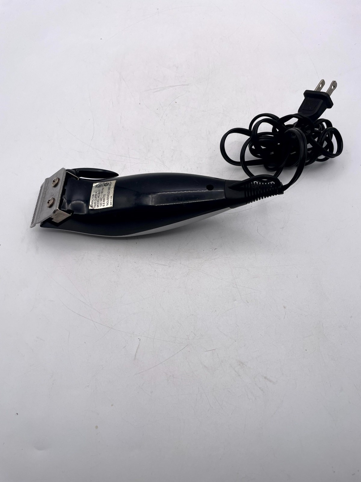 Remington HC-8017 Precision Hair Clipper Trimmer Silver Corded 120 VAC 6.6 Watts
