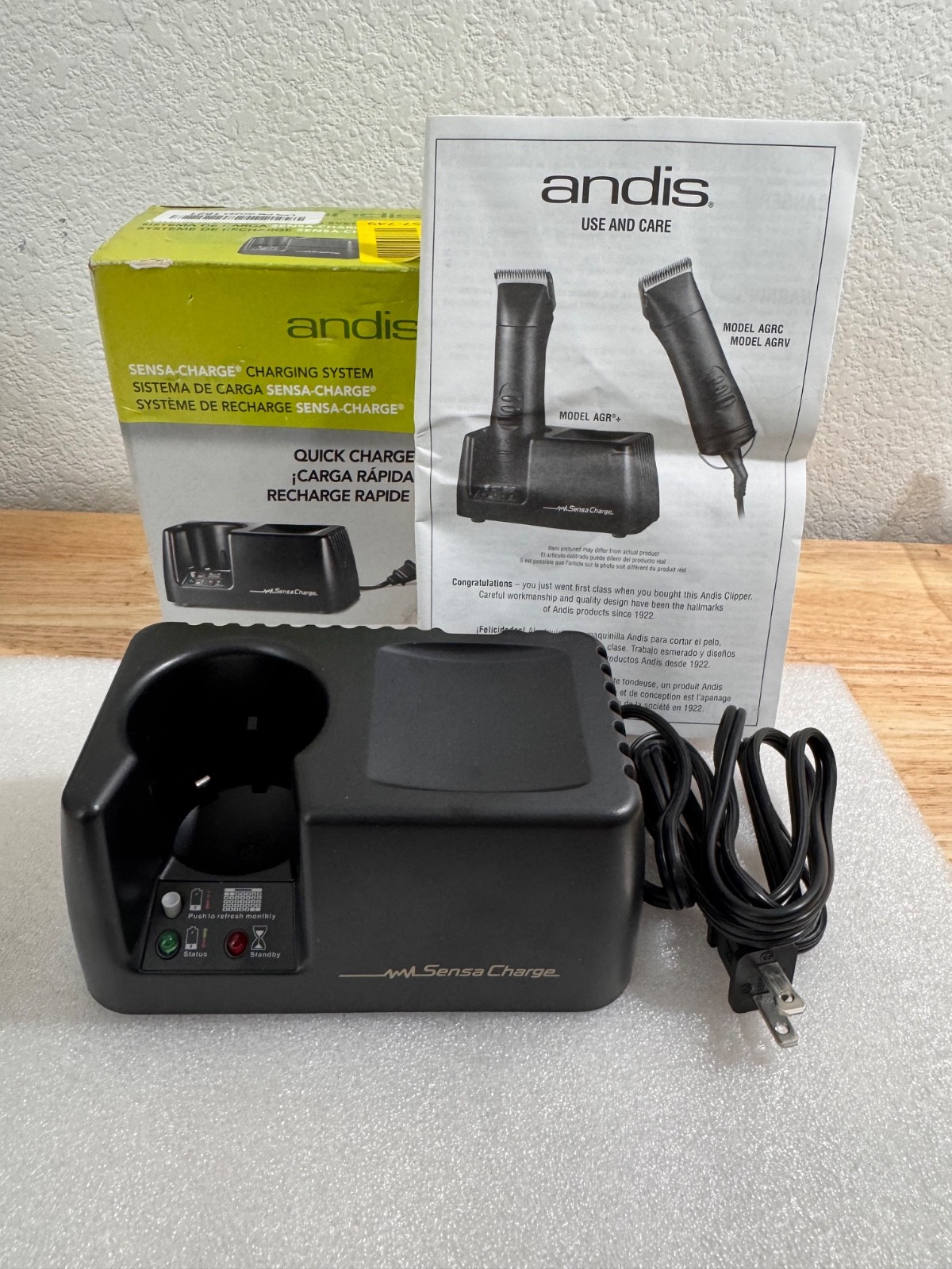 Andis Sensa Charge AGR+/BGR+ 4.8VDC Charger Dock Only (Battery Not Included)