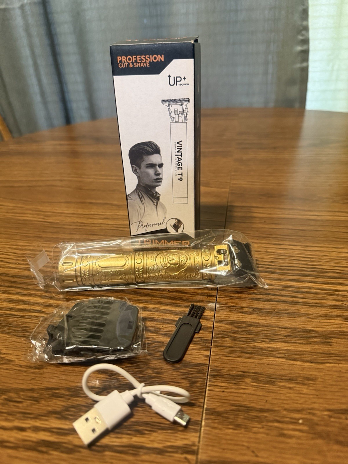 Vintage T9 Cordless Rechargeable T-Blade Trimmer Gold Black USB Cutting Lengths