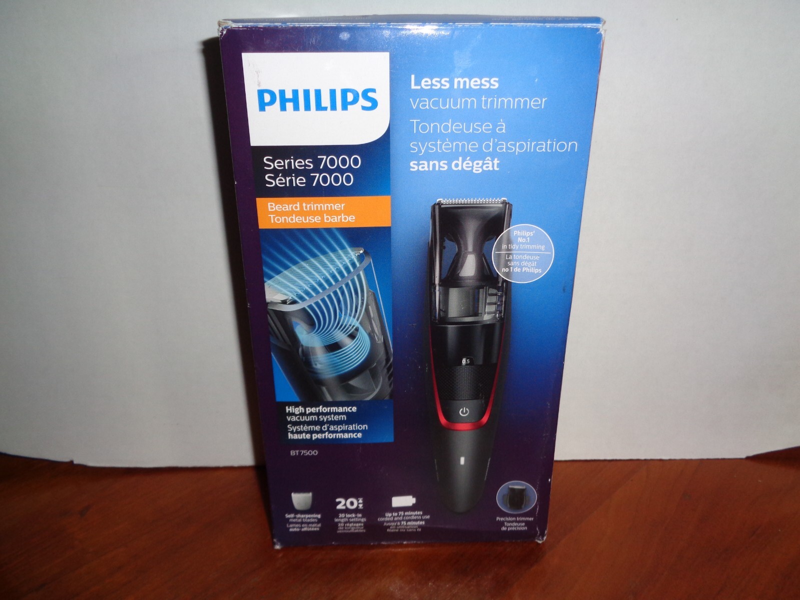 Philips Norelco Cordless Vacuum Beard Trimmer BT7500 with 20 Length Settings