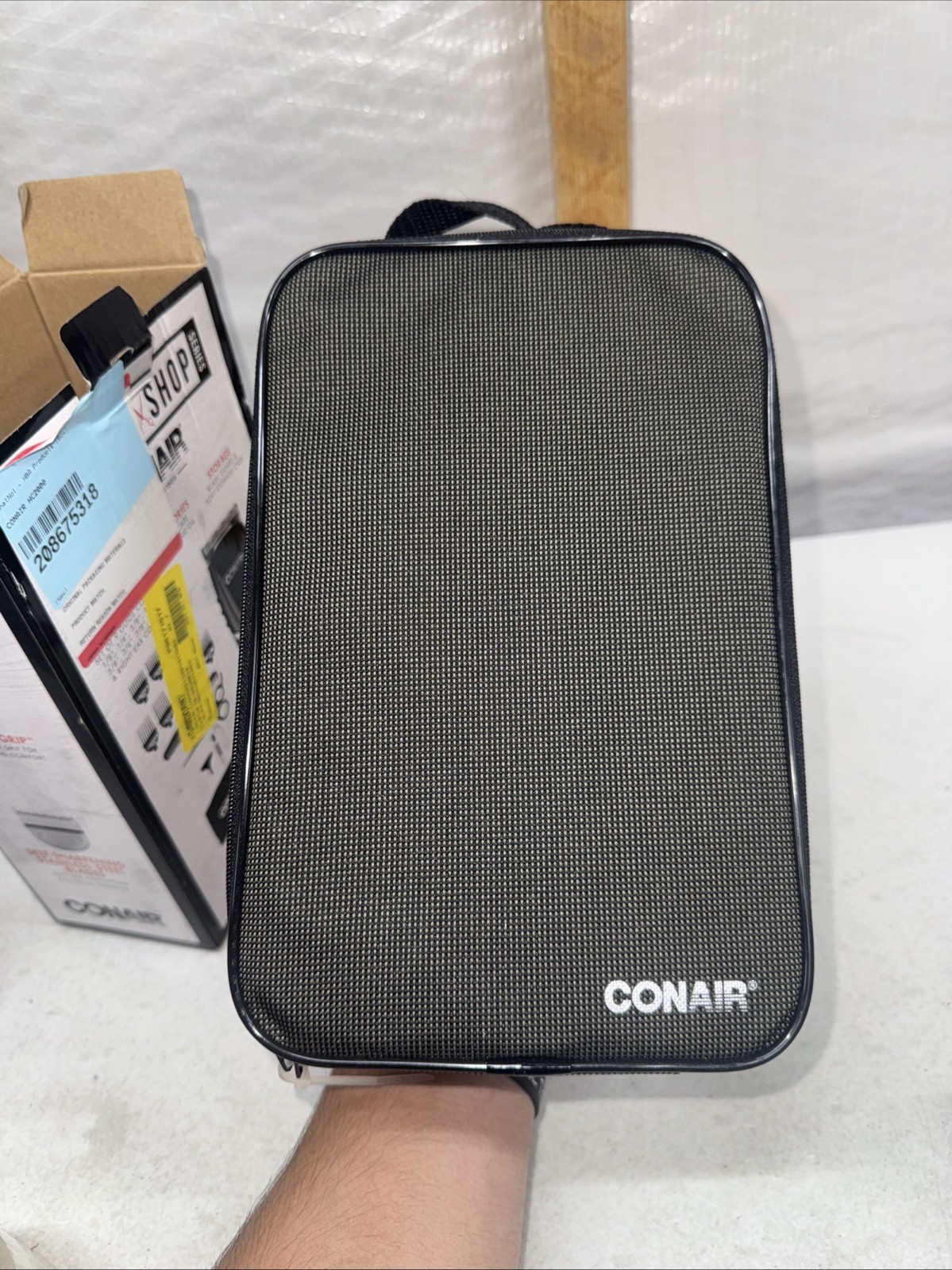 Conair – HC2000 – Barbershop No-Slip Grip Clippers 20 Piece Home Haircut Kit