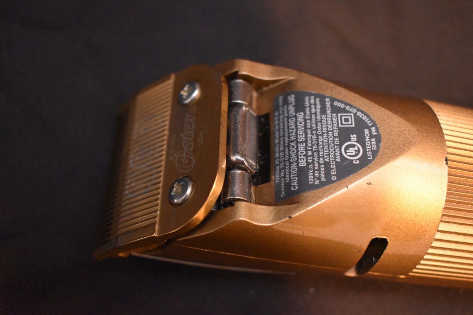 Oster Classic 76 Rose Gold Limited Edition with 3 extra blades – USED