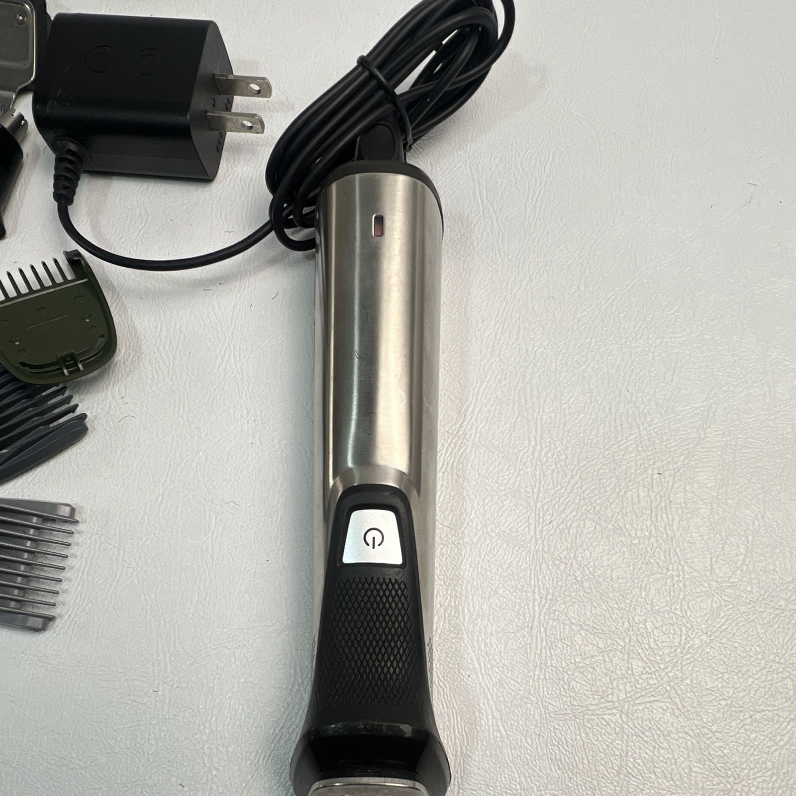 Philips Norelco Corded Face Trimmer for Men Silver/Black w/ Guards #1-5