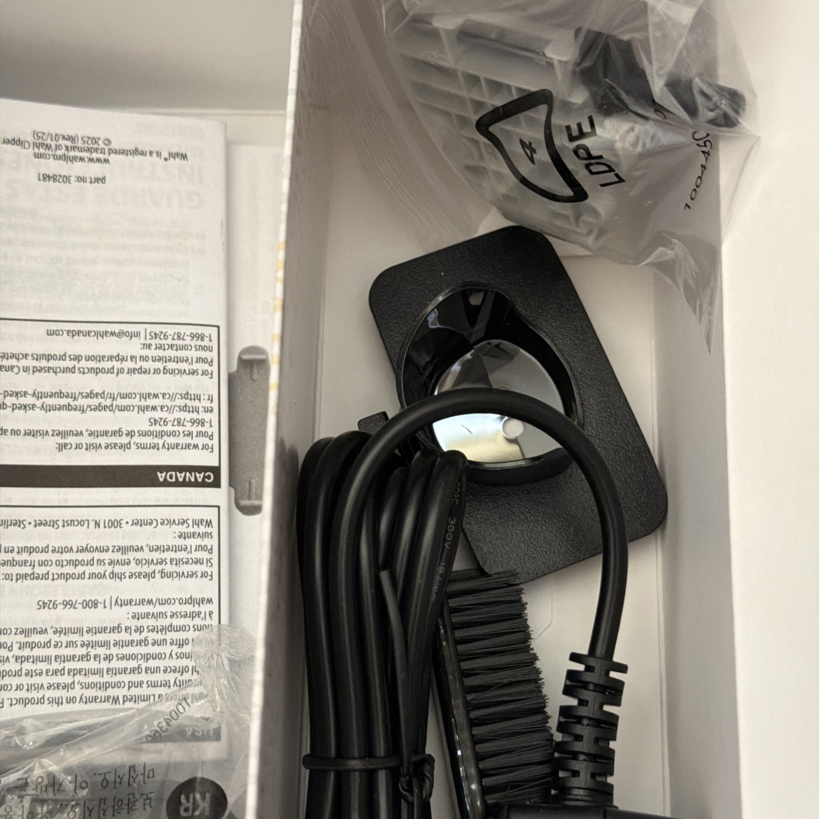 Wahl Hi-Viz Trimmer, DLC-Coated Wide T-Blade, Adaptive Speed Control Cordless