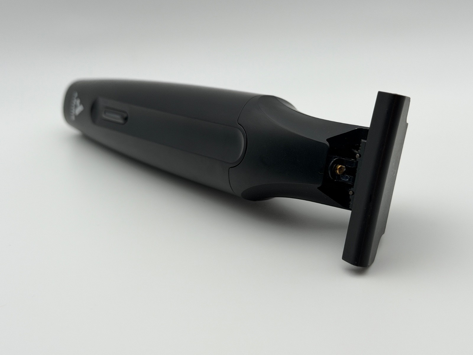 ANDIS [CLT-V] INSIGHT SLIM CORDLESS T-BLADE HAIR CLIPPER TRIMMER – [UNIT ONLY]