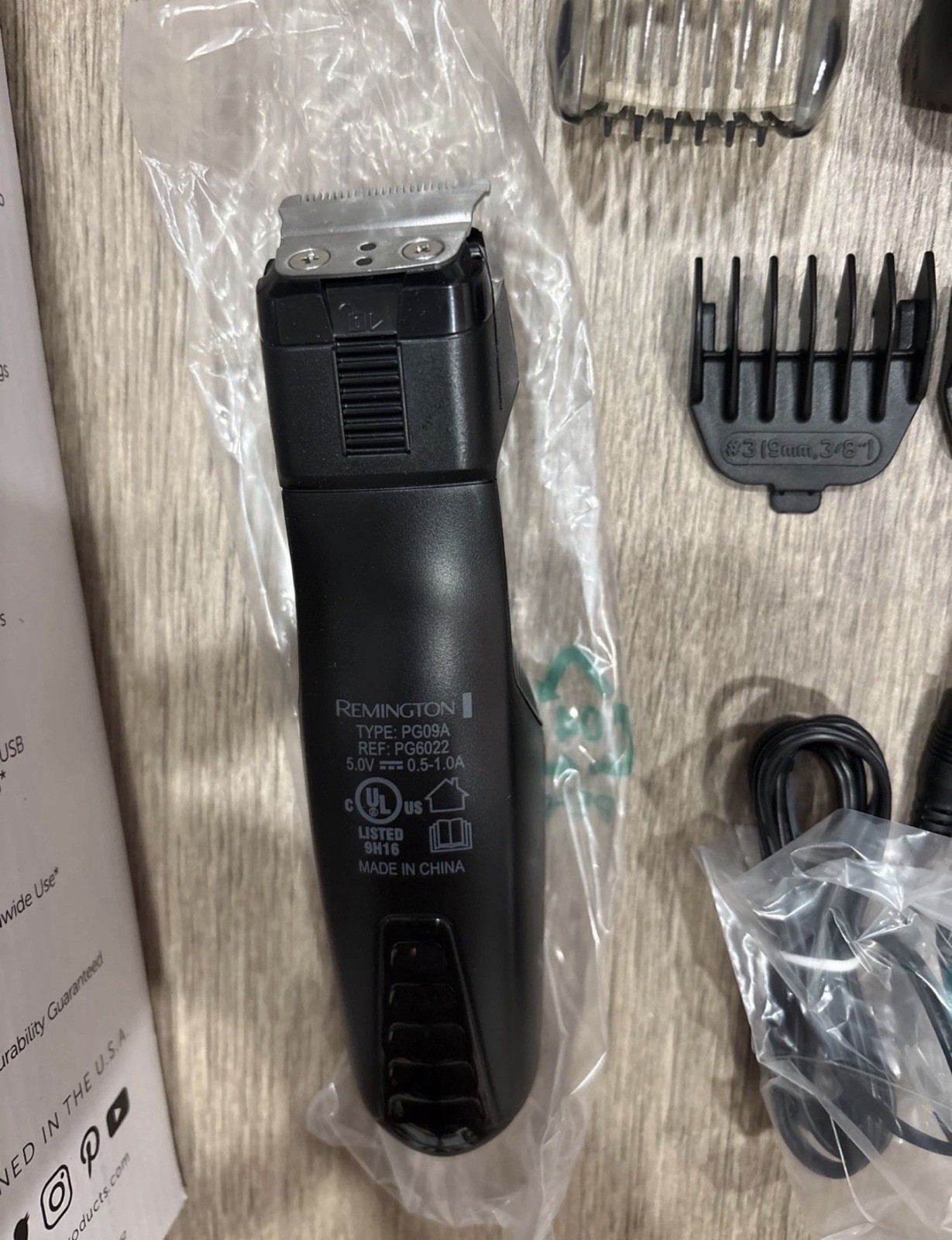 Remington 10 Piece All-In-One Groomer Beard Trimmer Kit USB Open Box