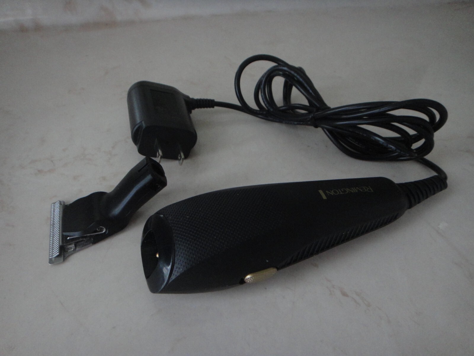 REMINGTON HC3150 T-Series Ultimate Precision Corded Trimmer w/ Removable T-Blade