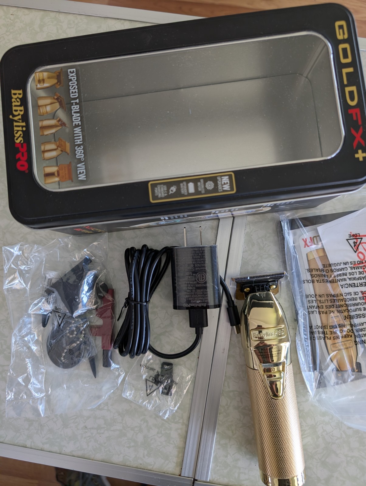 BaBylissPRO GOLDFX+ All-Metal Lithium Outlining Trimmer | FX787NG