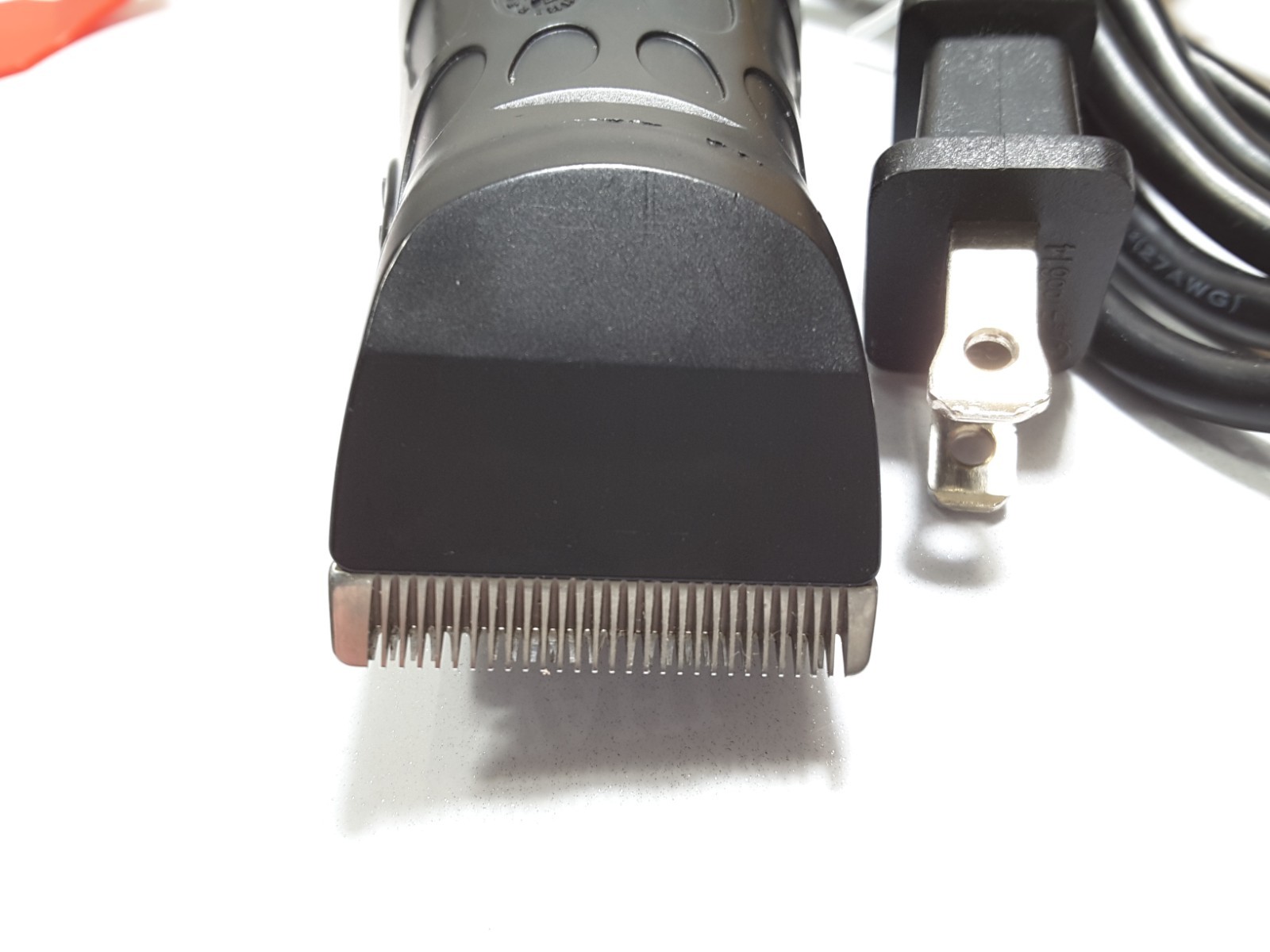 WAHL Professional Peanut – Model 8655 Black Kit Trimmer Clipper