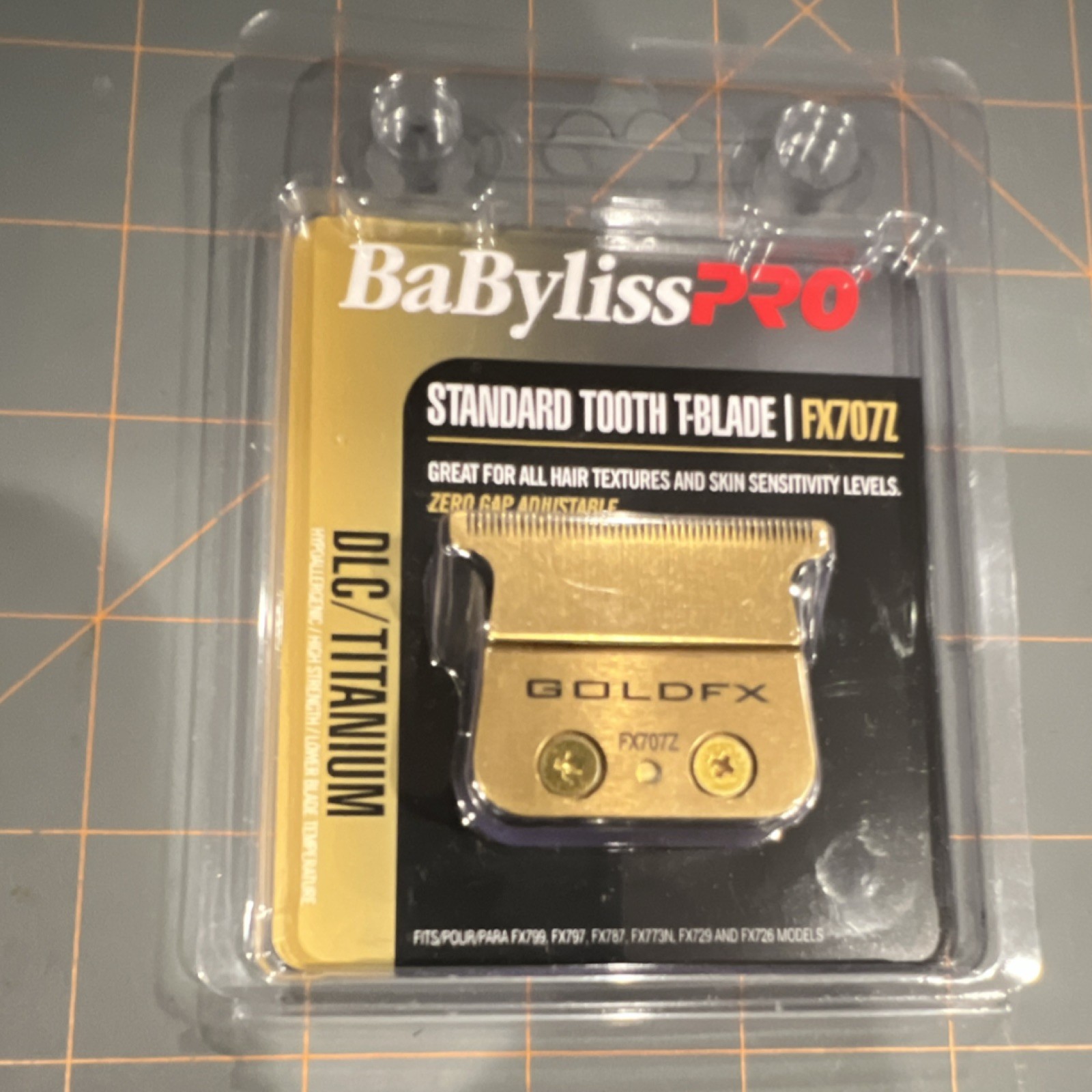 BaBylissPRO FX707Z Gold T-Blade DLC Titanium Zero Gap for Face Neck Head