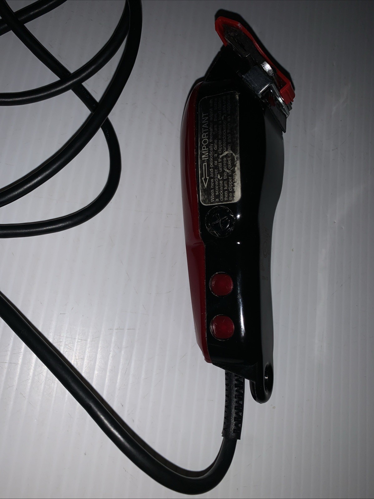 Wahl Designer Model ST Clippers With Attachments Black Hard Case.