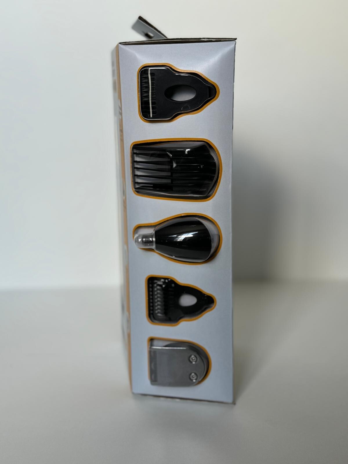Conairman All-in-one (Beard+) Trimmer Rechargeable No-slip grip NEW
