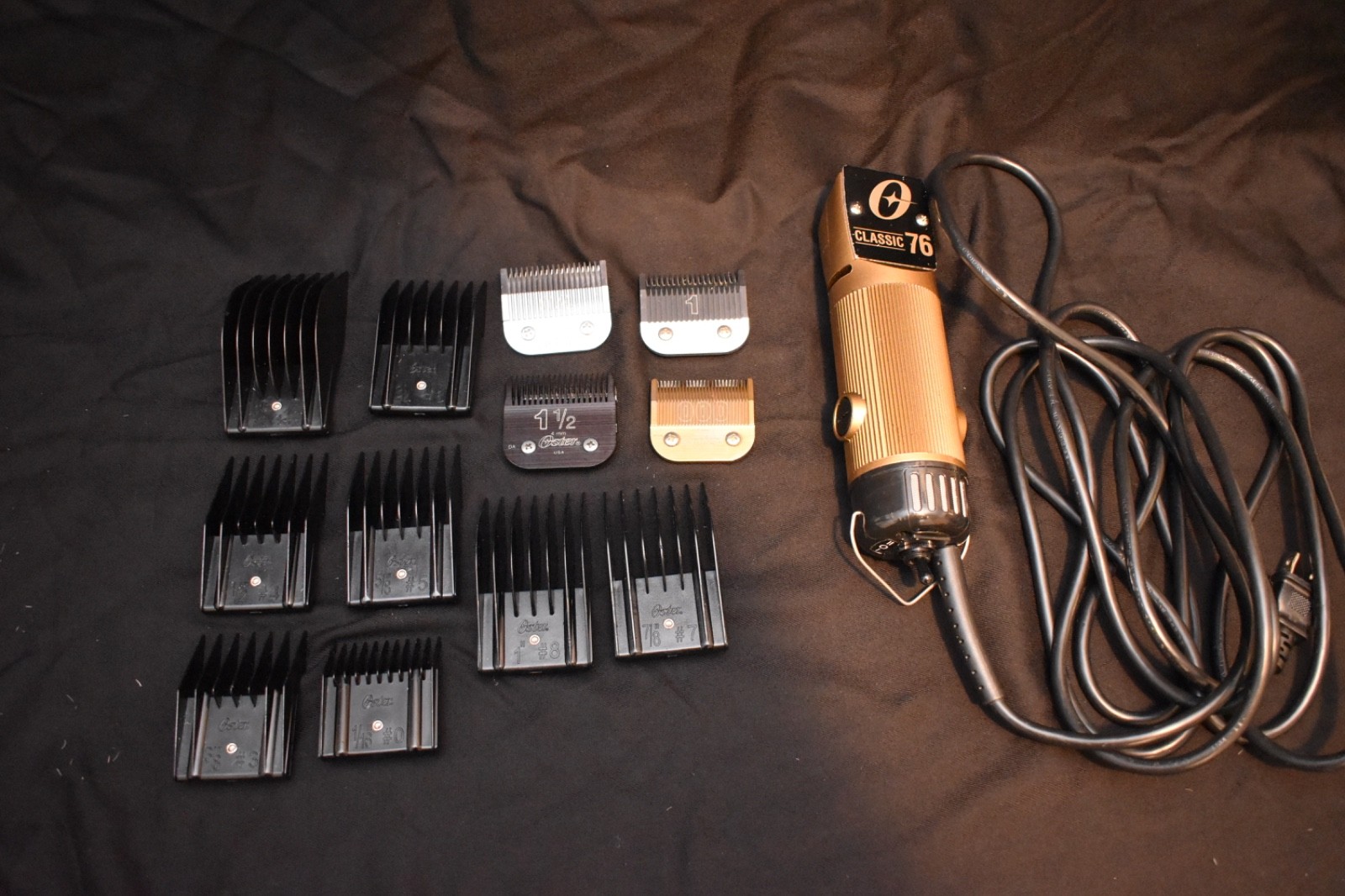 Oster Classic 76 Rose Gold Limited Edition with 3 extra blades – USED