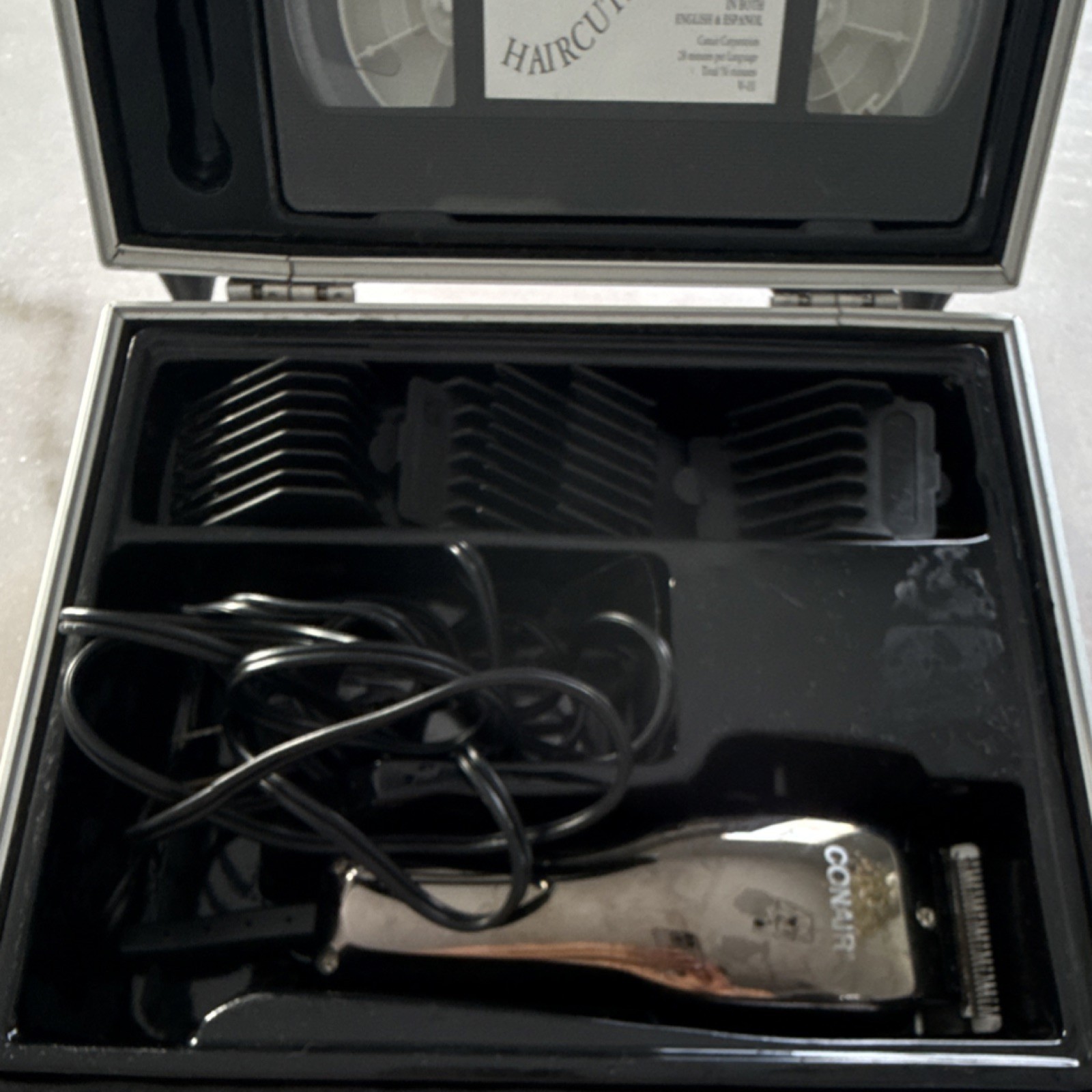 Conair HC290 Electric Hair Clipper Kit with Hair Guards & Storage Case