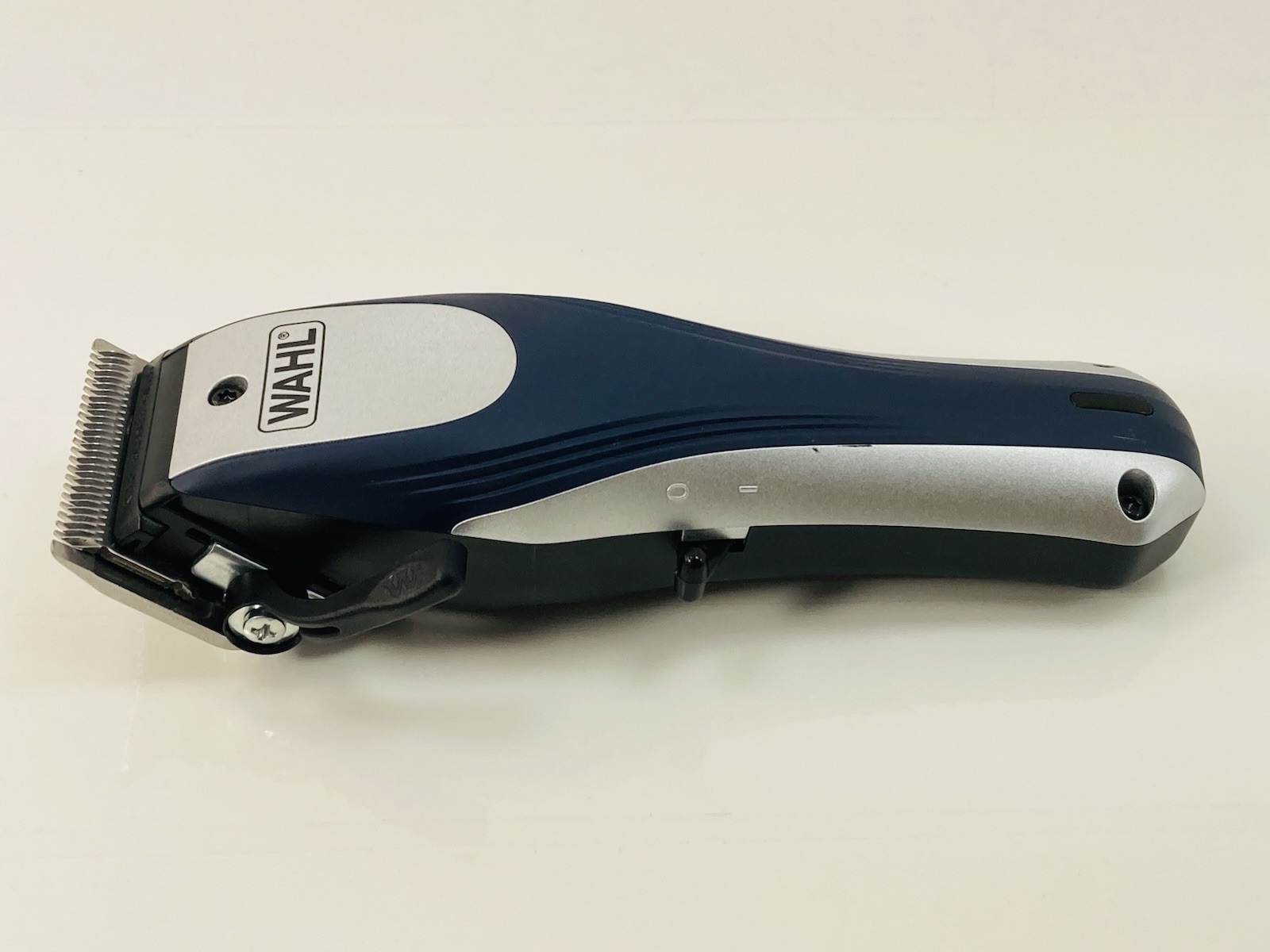 Wahl Lithium Ion Pro 79470 Cordless Hair Clipper Kit New Open Box Complete