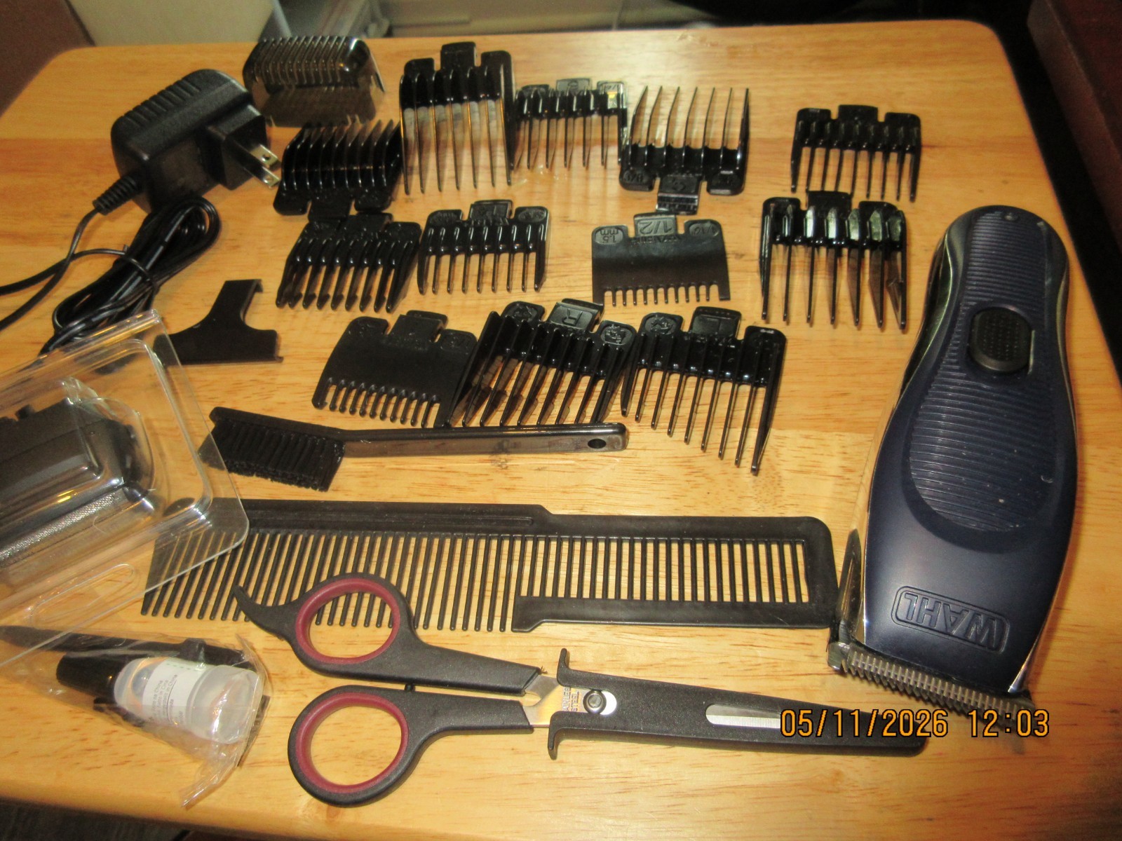 Wahl Clip n Shave Cordless Lithium Ion 5-In-1 Hair Clipper + Foil Shaver