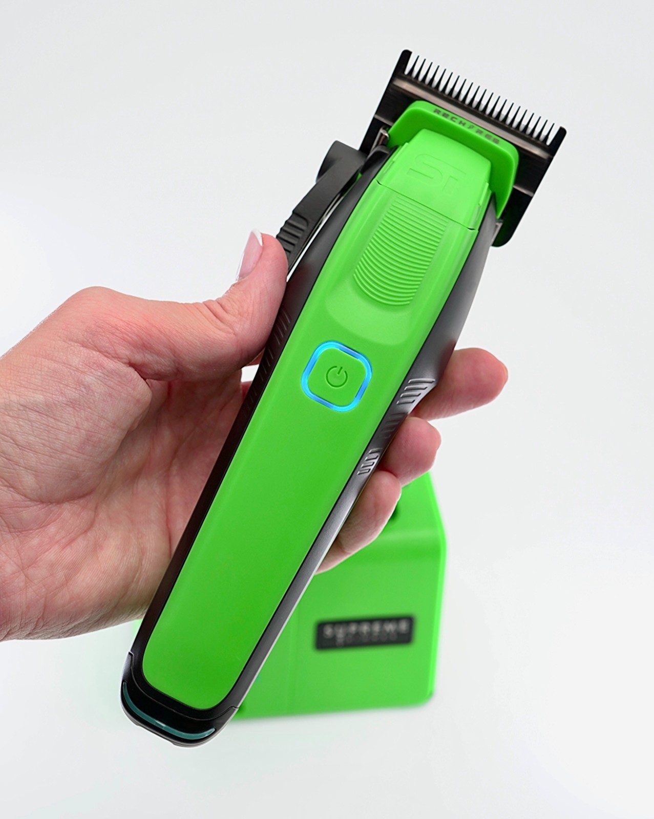 Product image Supreme Trimmer Recharge Clipper w/ DLC Taper Blade STC779 | Green