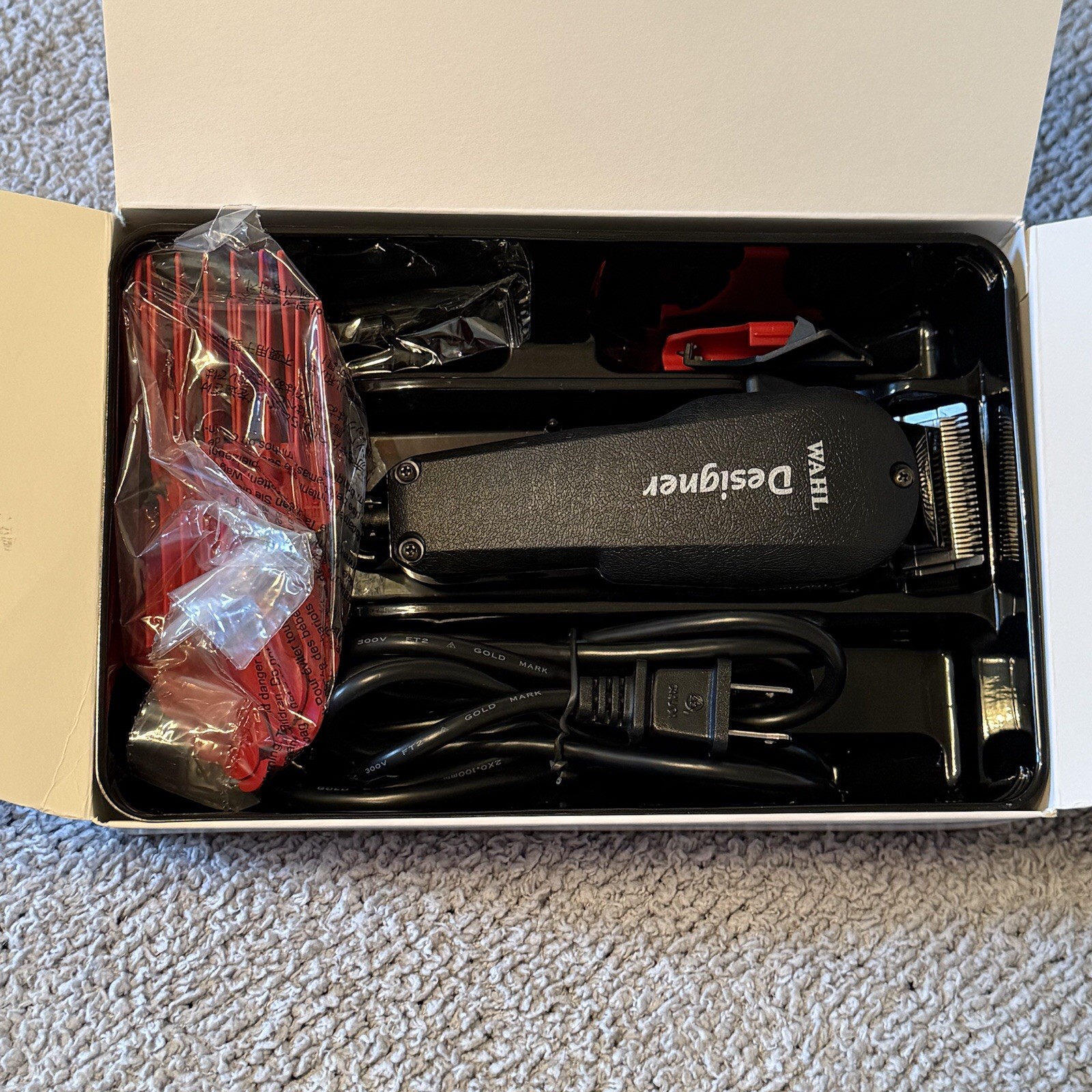 Wahl Professional Designer Vibrator Clipper 8355 Hair Trimmer Open Box Tested