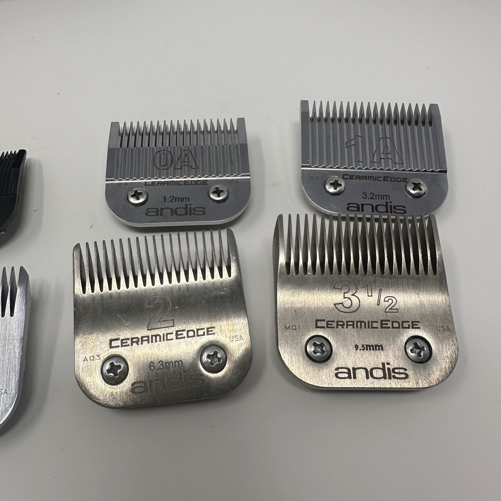 Oster Octane Lithium-Ion Cordless Professional Clipper, Charger, 8 Blades Tested