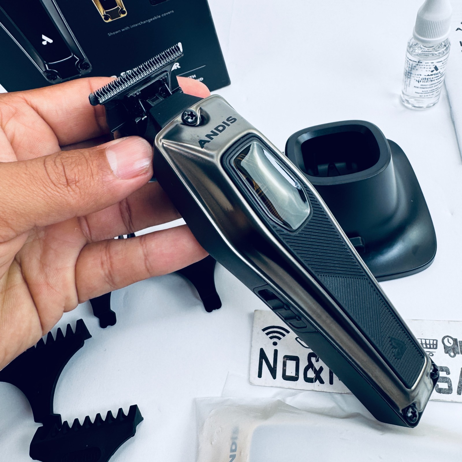 Andis 562703 Recon Professional Barber Vector Motor Beard & Hair Cordless Trimme