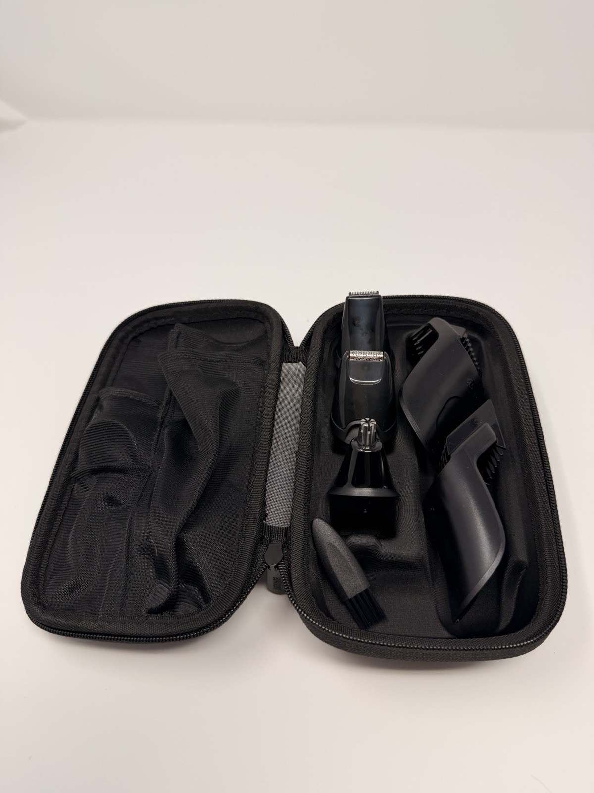 Braun All-in-One Trimmer Kit Series 7 7410 8-in-1 Trimmer (Accessories Only)
