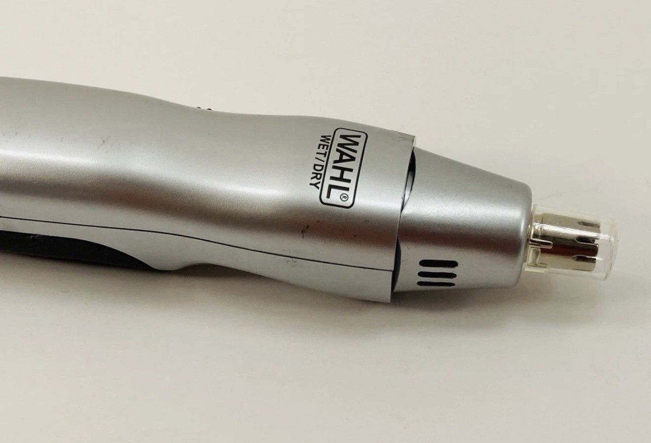Wahl Wet/Dry Rechargeable Beard Trimmer & Nose Trimmer Grooming Kit Open Box