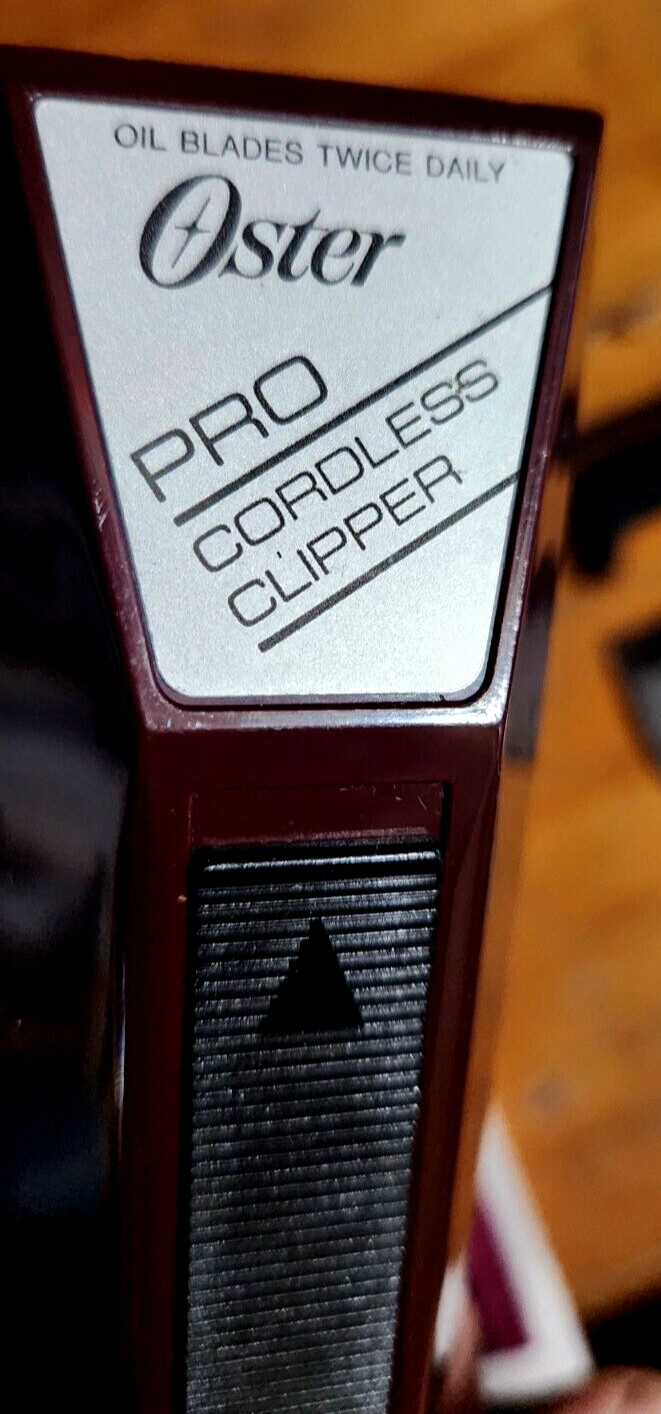 Oster Professional Fast Feed Black Cordless Lithium Ion 90 Minutes 179-01B