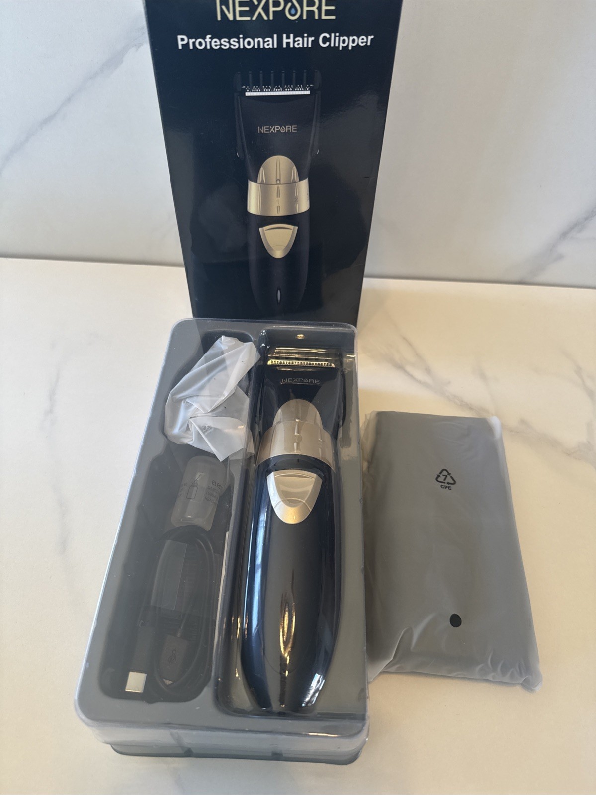 Nexpore Professional Cordless Hair Clipper Model HC-001 Black Gold New With Box