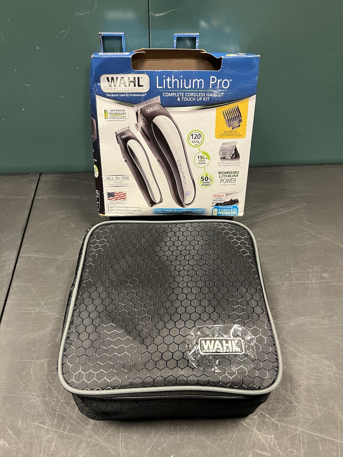 Wahl Lithium Pro Complete Cordless Hair Clipper & Touch Up Kit 79600-3301 USED
