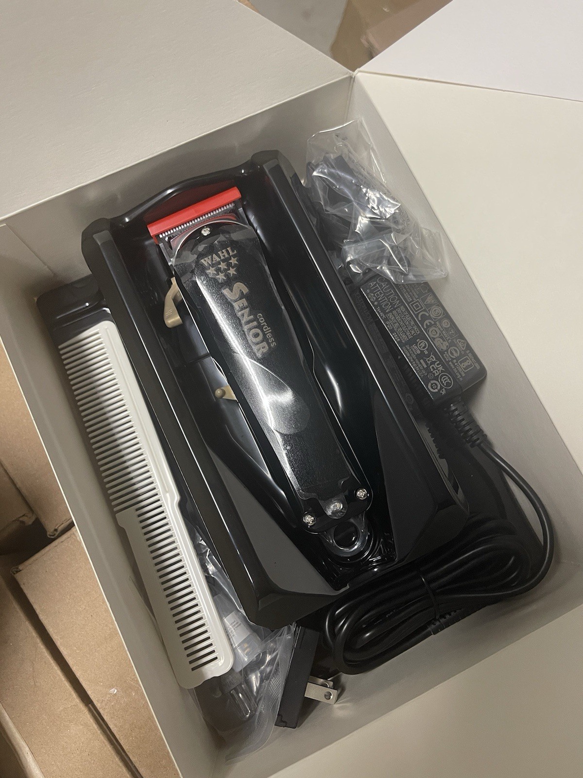 Wahl Professional 5-Star Cord/Cordless Senior Clipper Zero-Gap Adjustable Blade