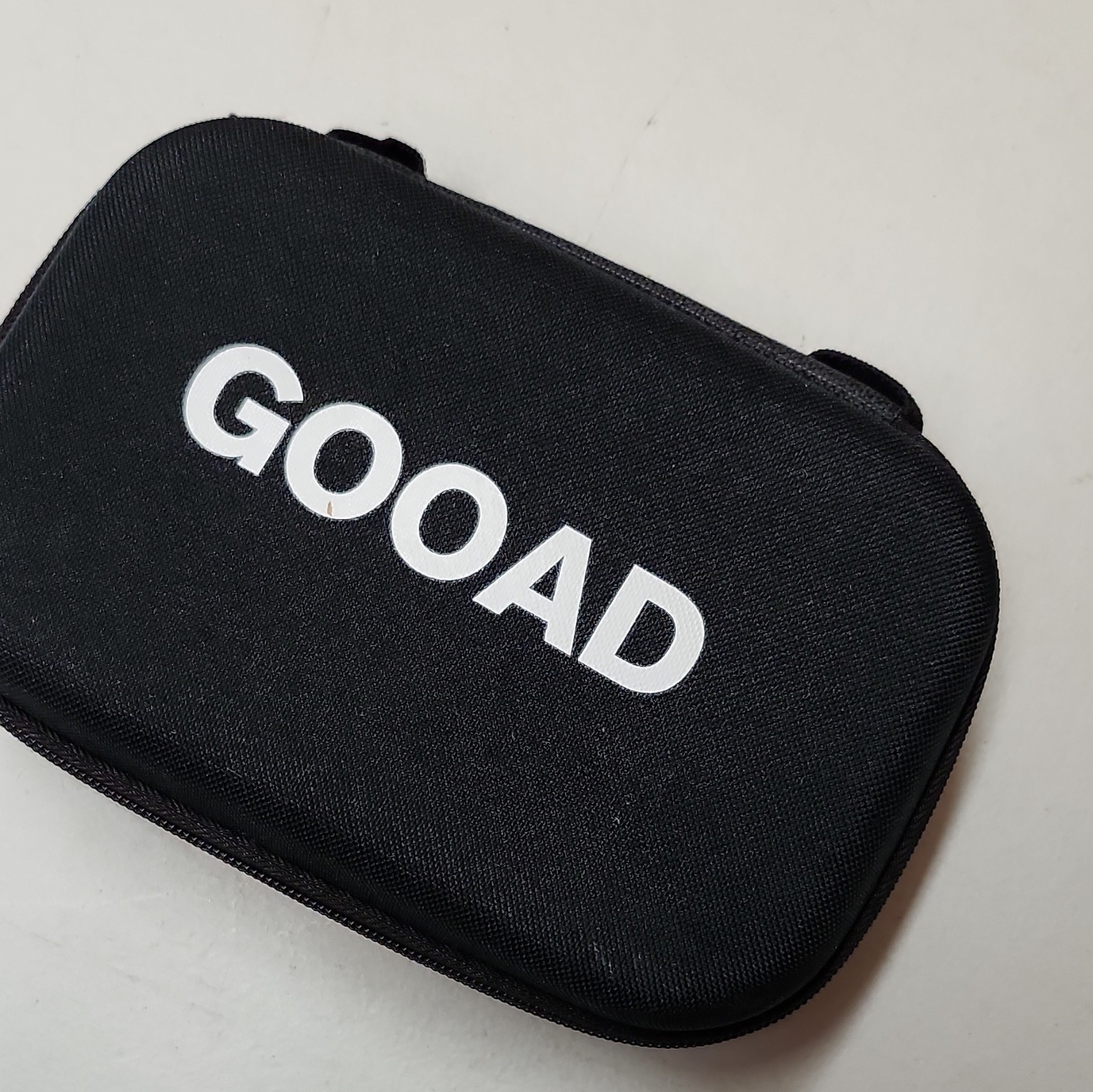 GOOAD Hair Clipper Kit Gold/Black Adjustable Length 0.8-1.4mm w/ Case