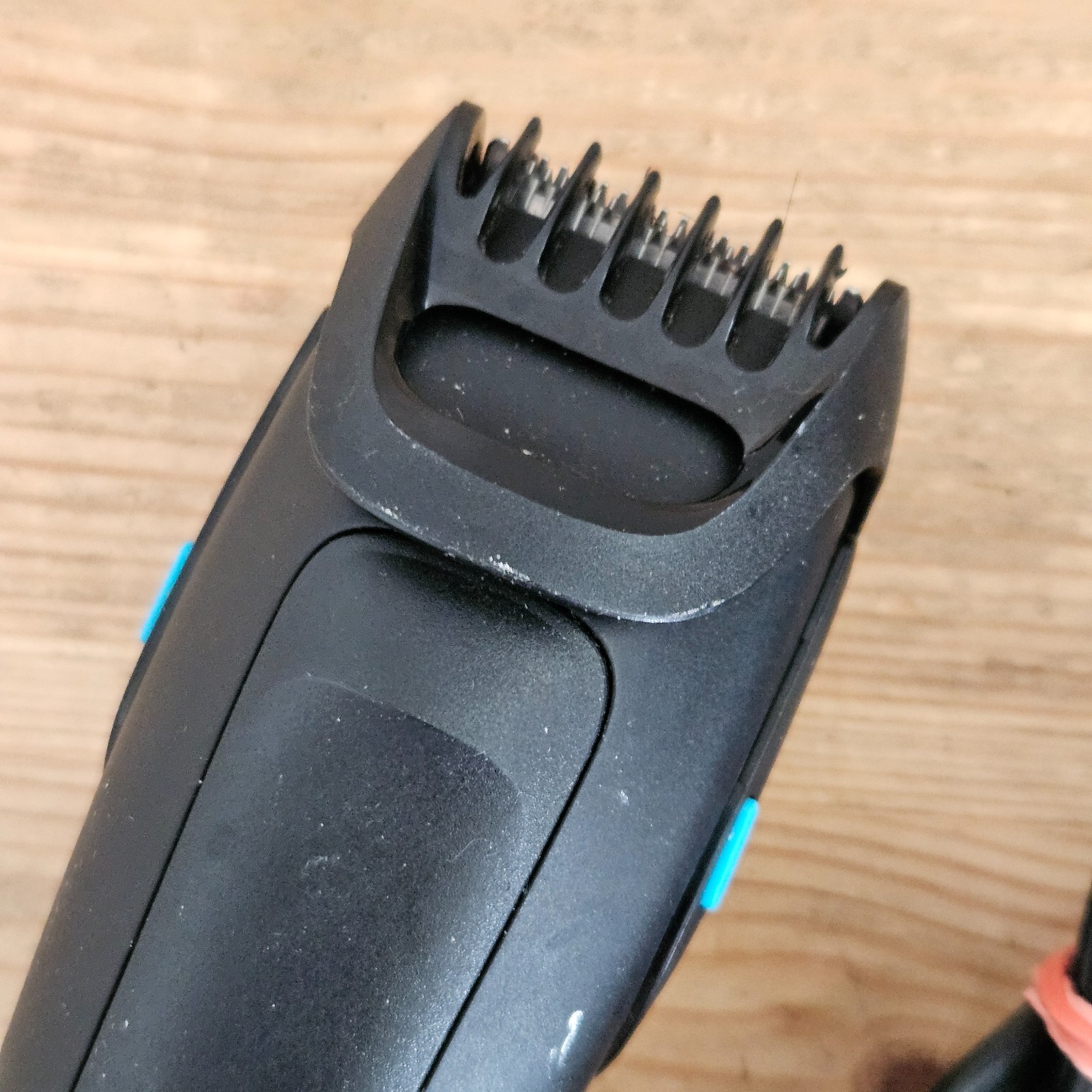 Braun Beard Trimmer BT5050 Ultimate Precision with 0.5mm Step Sizes