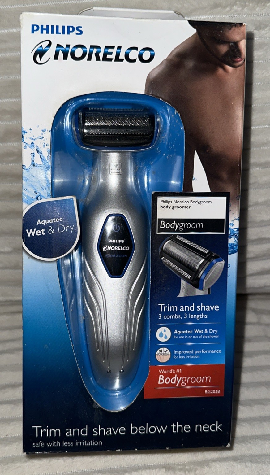 Philips Norelco Rechargeable Wet Dry Showerproof Mens Shaver BG2028/42