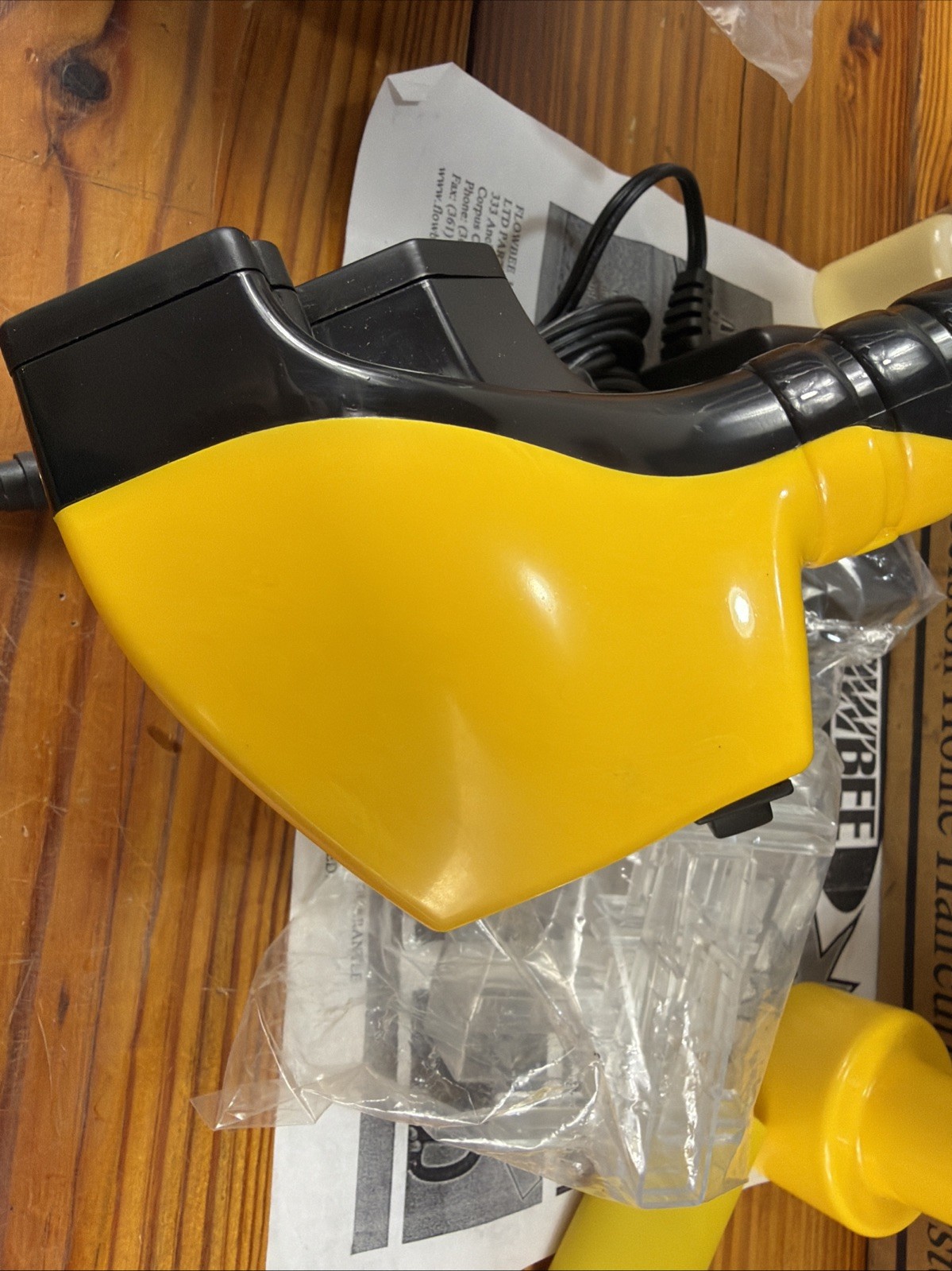 Flowbee Home Haircutting System Clipper Head/Hose, Vacuum & Accessories Included