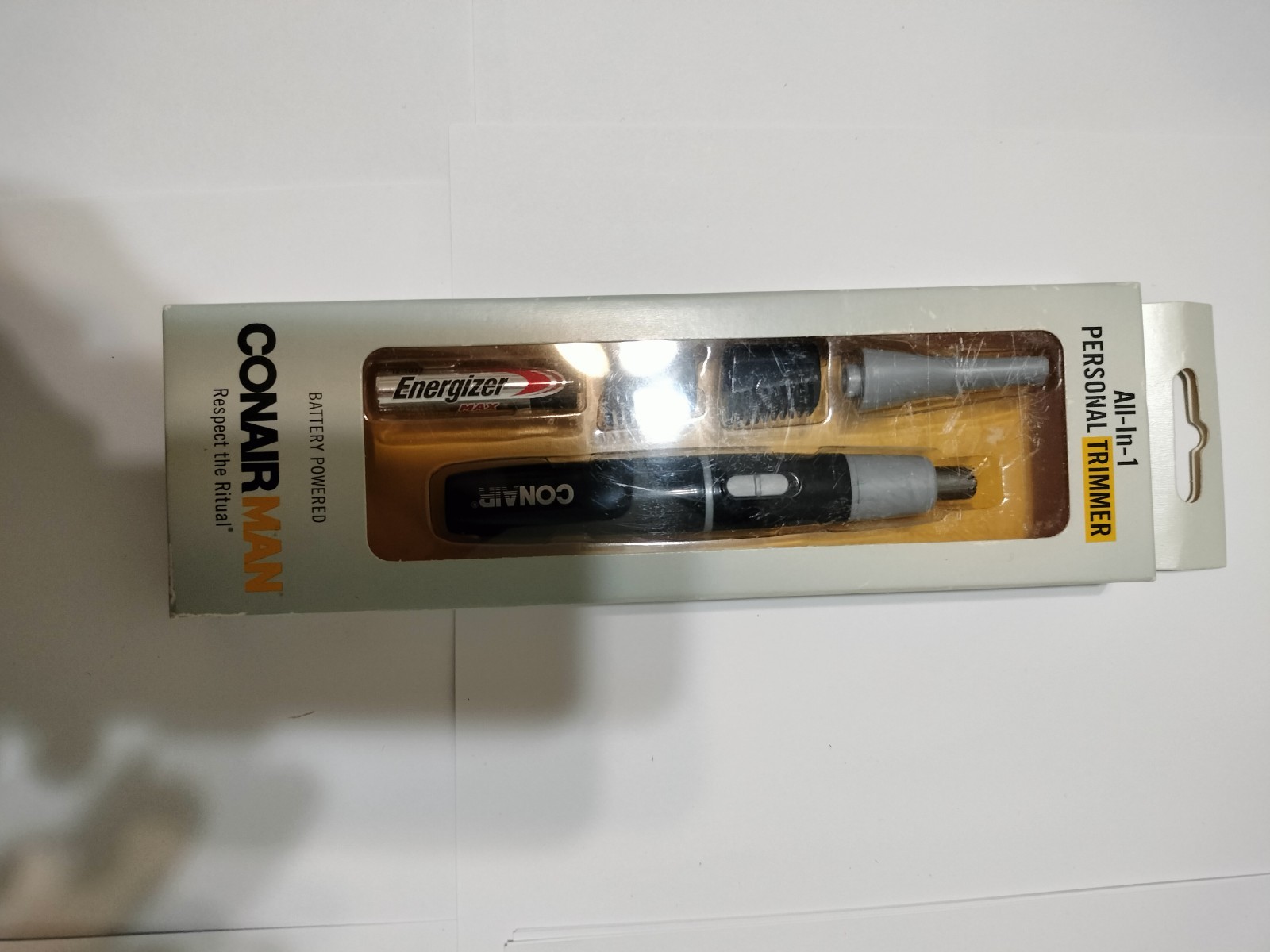 CONAIR MAN PERSONAL TRIMMER BATTERY POWERED NEW SEALED BOX PORTABLE TRAVEL CAMP.
