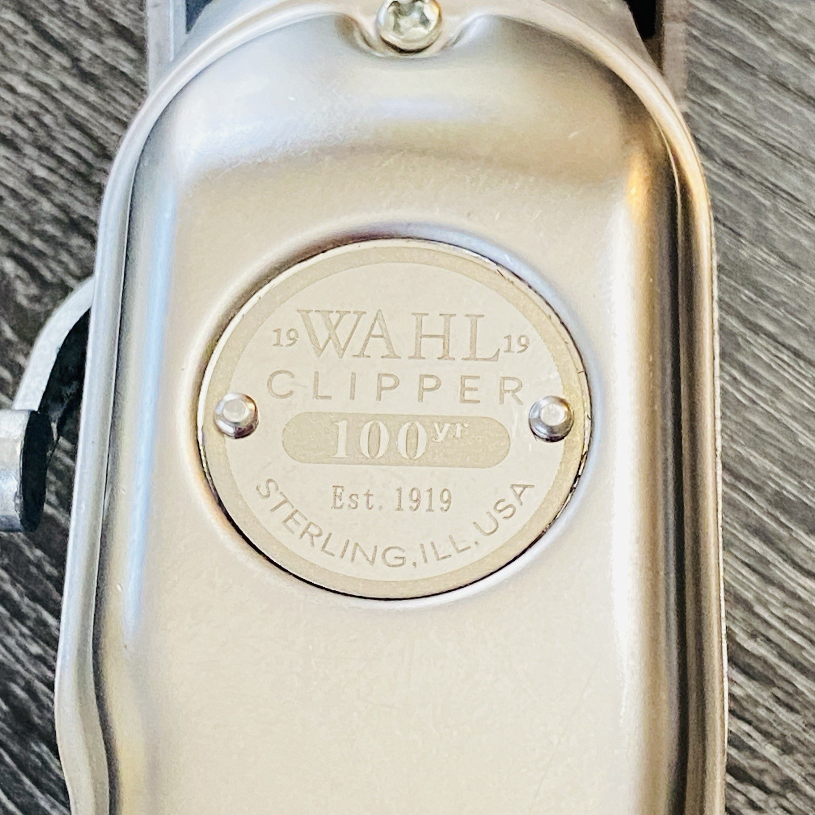 Wahl Professional Clipper 8504L Series Metal Edition Cordless 100yr Adjustable