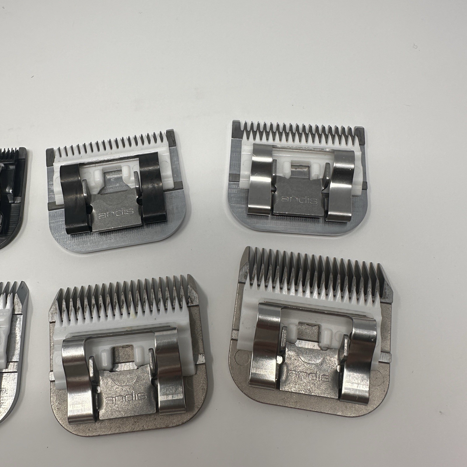 Oster Octane Lithium-Ion Cordless Professional Clipper, Charger, 8 Blades Tested