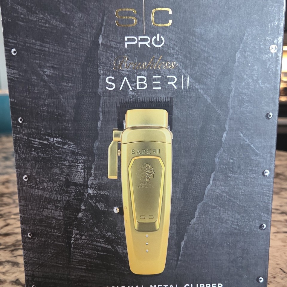 StyleCraft Saber ll Cordless Clipper w/Digital Brushless Motor Gold | SC617M