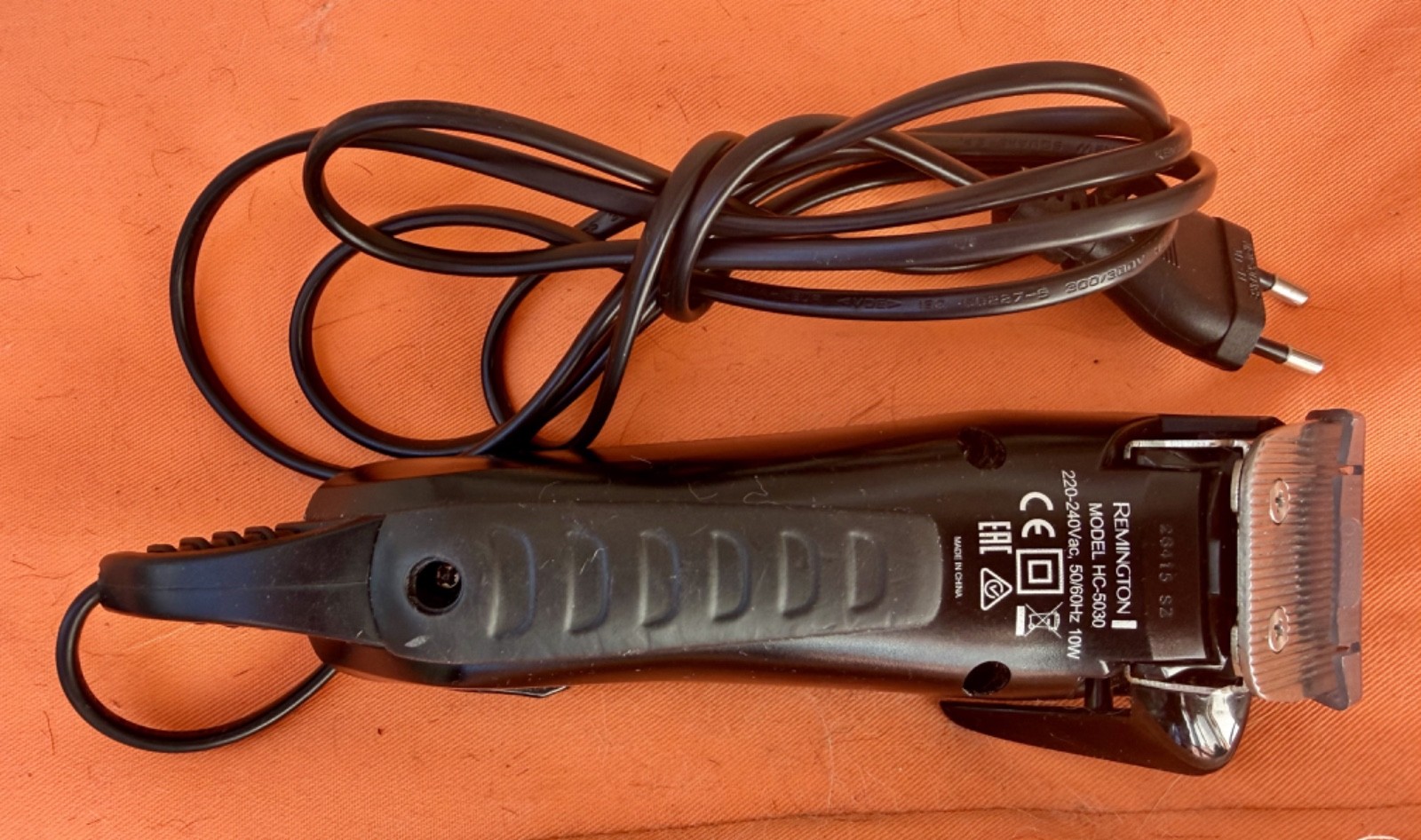 Remington Model HC-5030 Electric Hair Clipper 230V