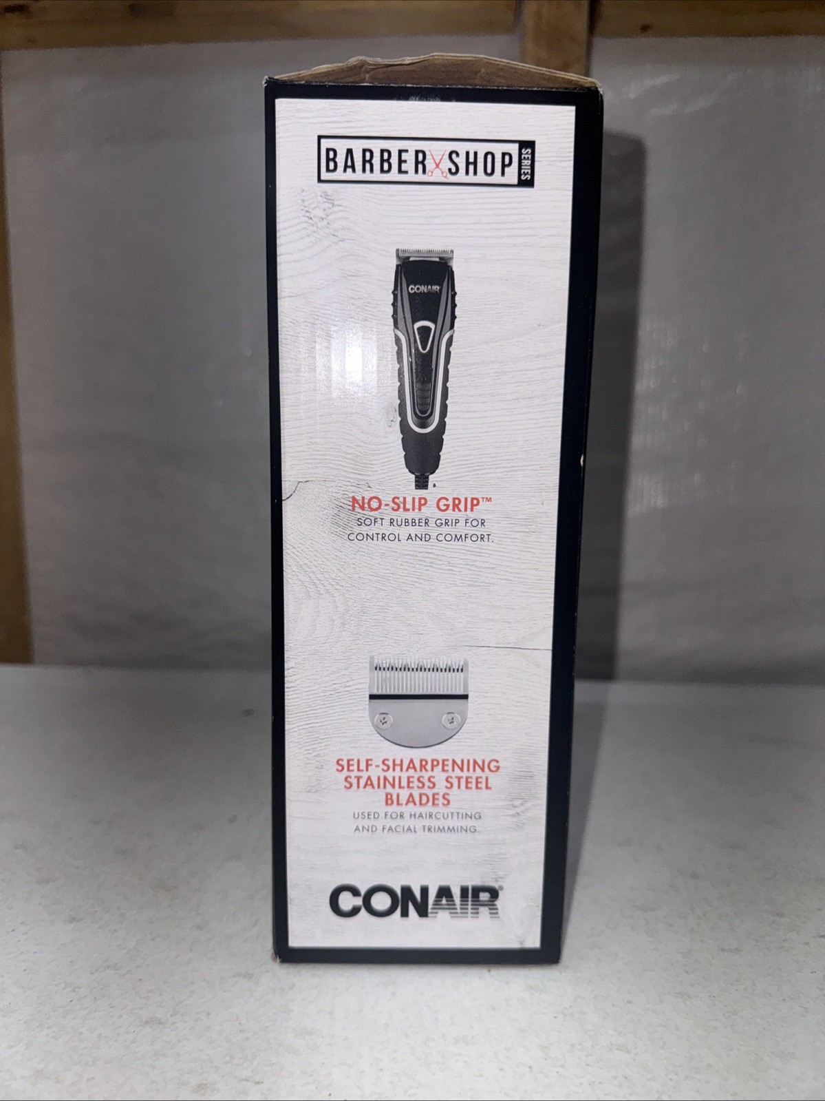 Conair – HC2000 – Barbershop No-Slip Grip Clippers 20 Piece Home Haircut Kit