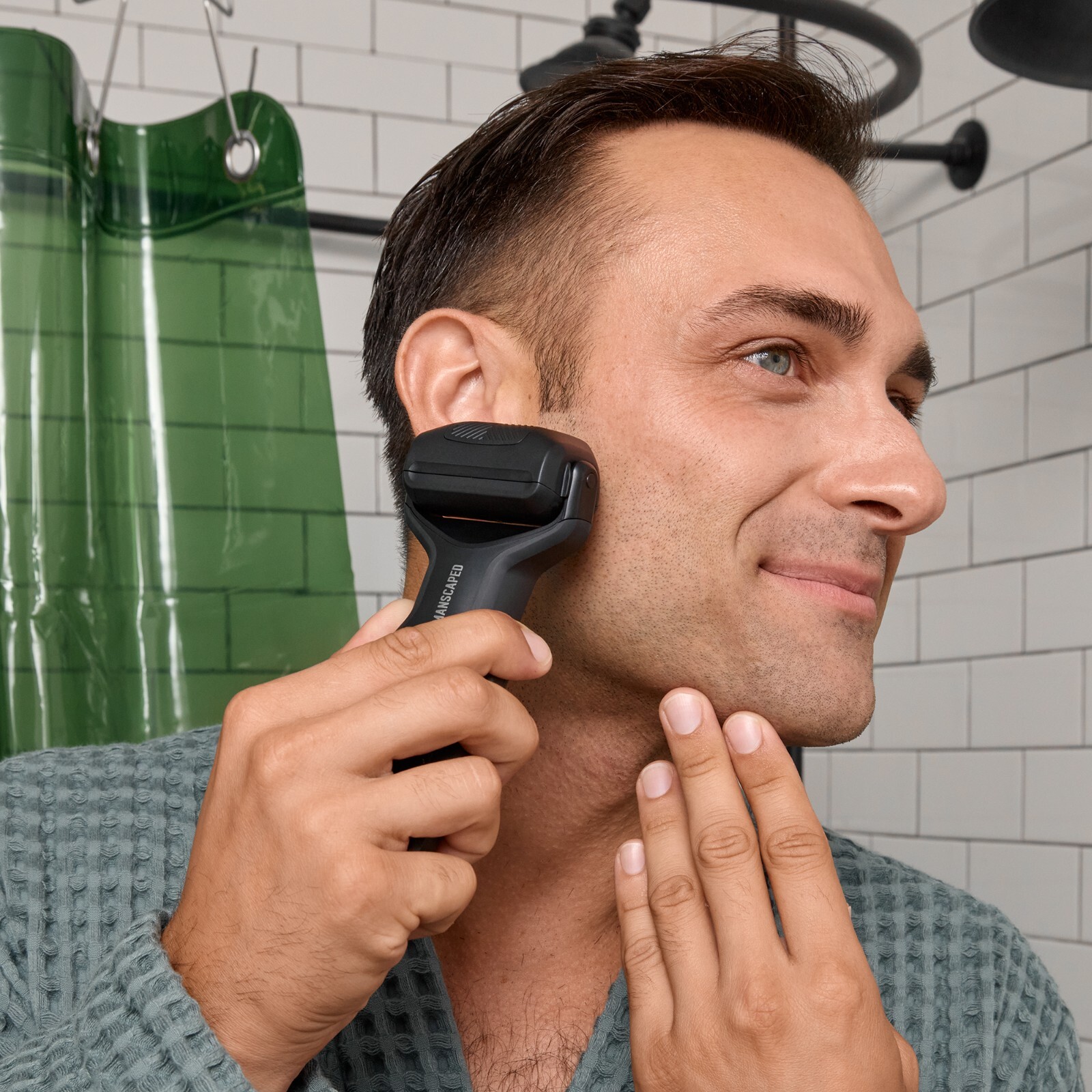 MANSCAPED® The Chairman™ PLUS Men’s Foil Face Shaver -Two Interchangeable Blades