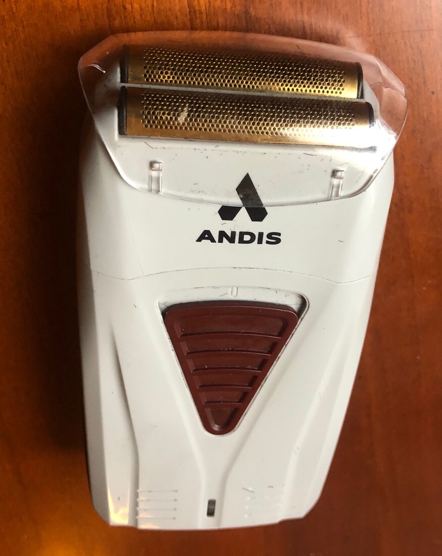 Andis Profoil Lithium Plus #17200 Titanium Foil Shaver Cordless Hypo-Allergenic