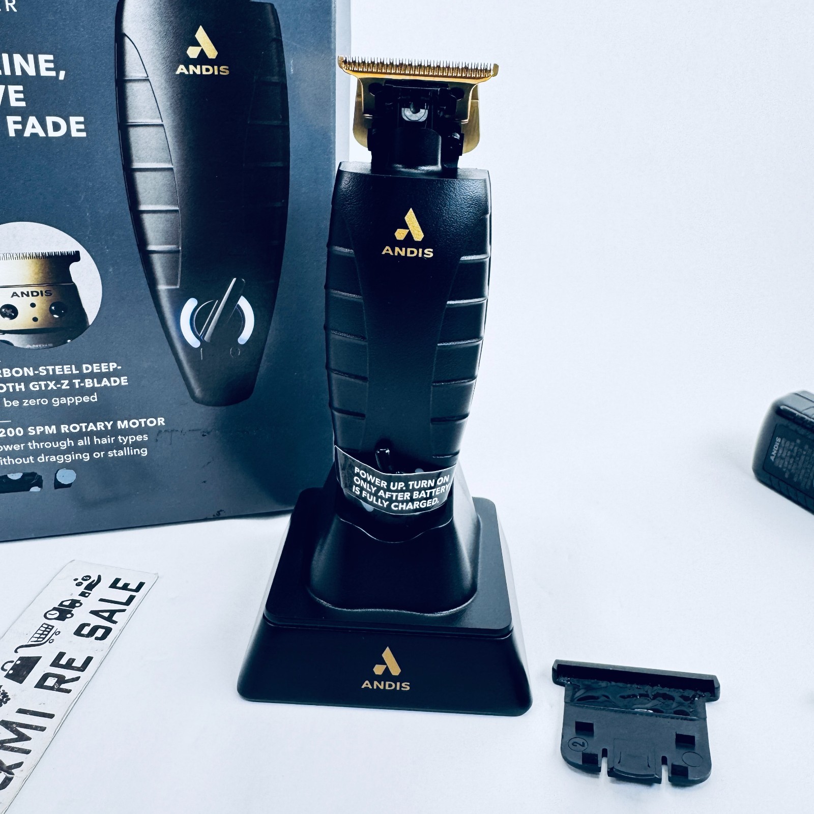 Andis 74150 GTX-EXO Professional Cord/Cordless Lithium-ion Electric Beard & Hair