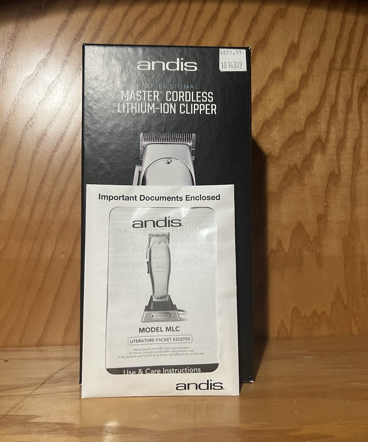 Andis Master Cordless Lithium-Ion Hair Clipper, Battery Powered, Silver/Black