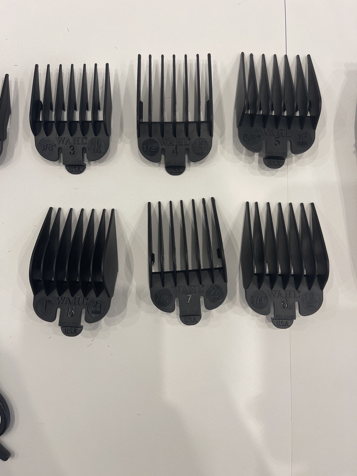 Huge Wahl Hair Clipper Trimmer Lot – 5 Clippers, Metal & Color Guards, Case Comb