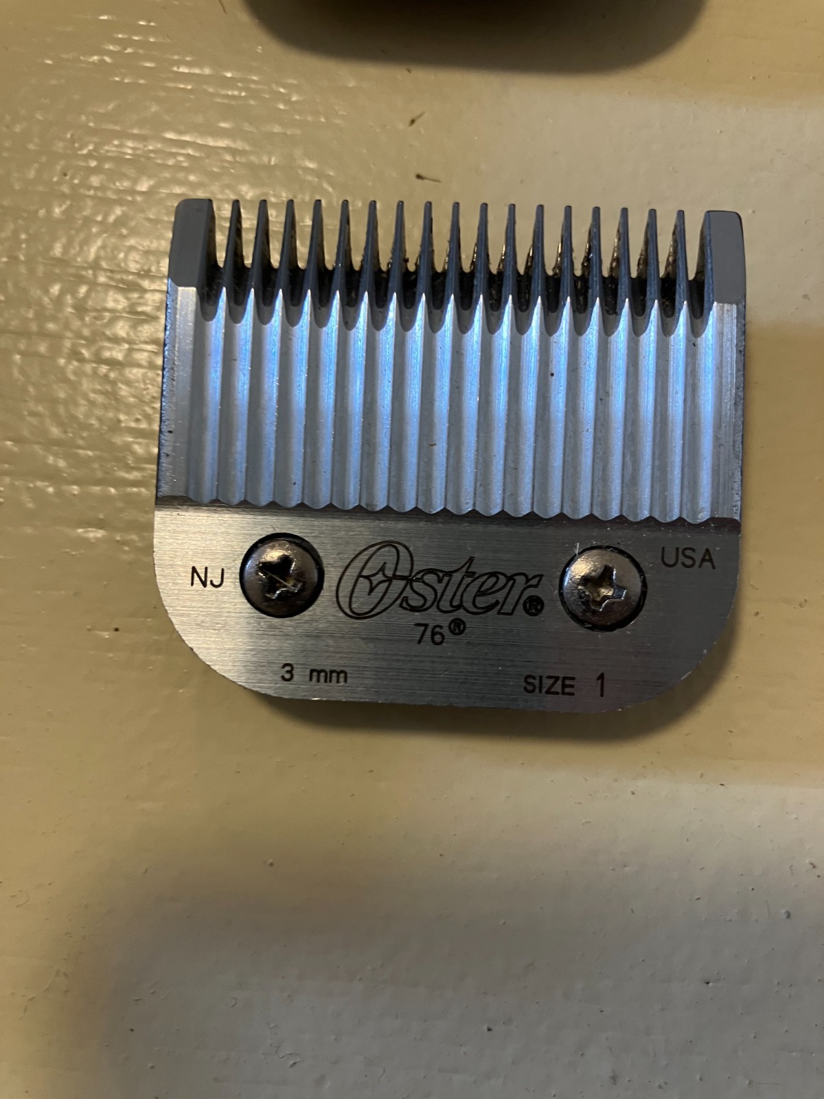 Oster Classic 76 Universal Motor Clipper with Detachable Blades