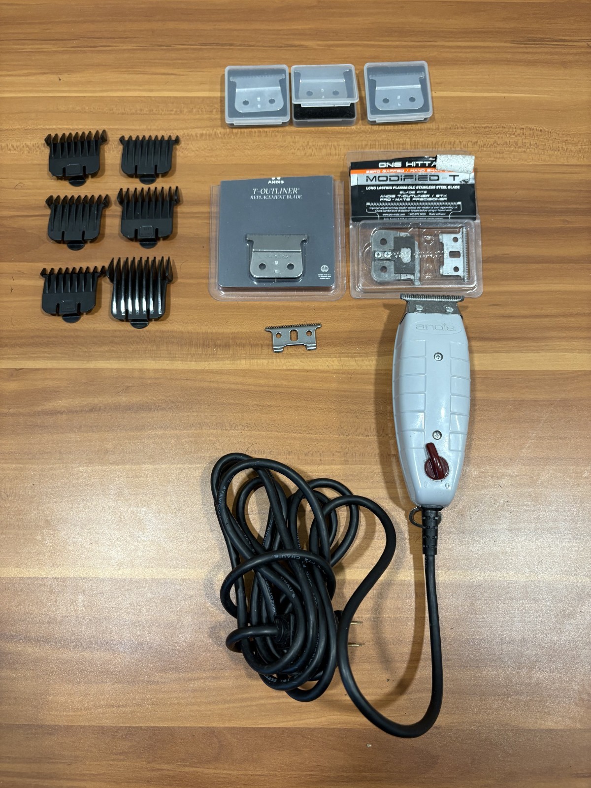 Andis Professional T-Outliner and Misc Trimmer