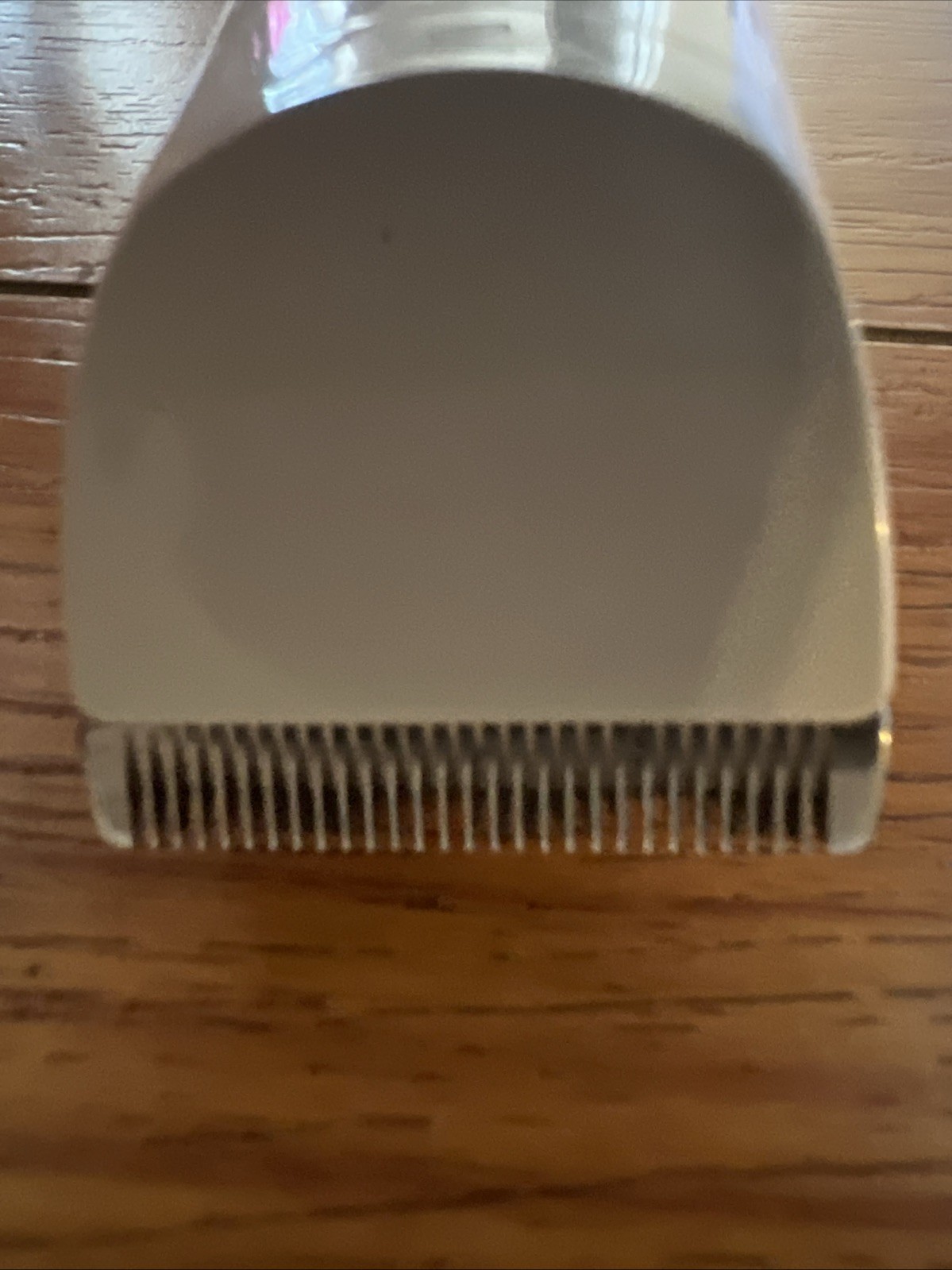 Wahl Classic Peanut Clipper Trimmer 8685 White Red – No Attachment Tested