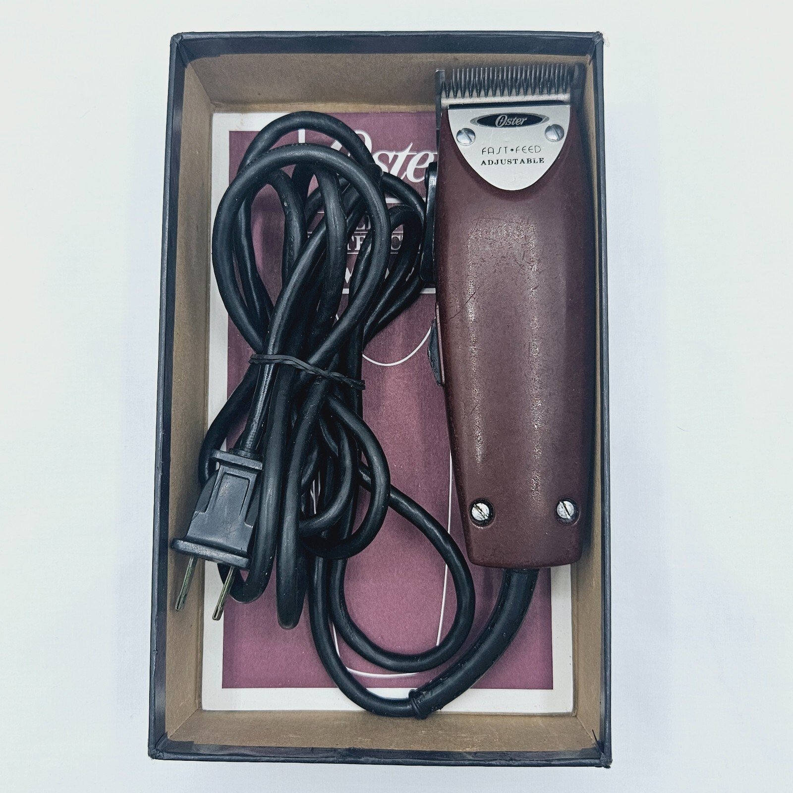 Oster Fast Feed Adjustable Pivot Motor Clipper 23-51F
