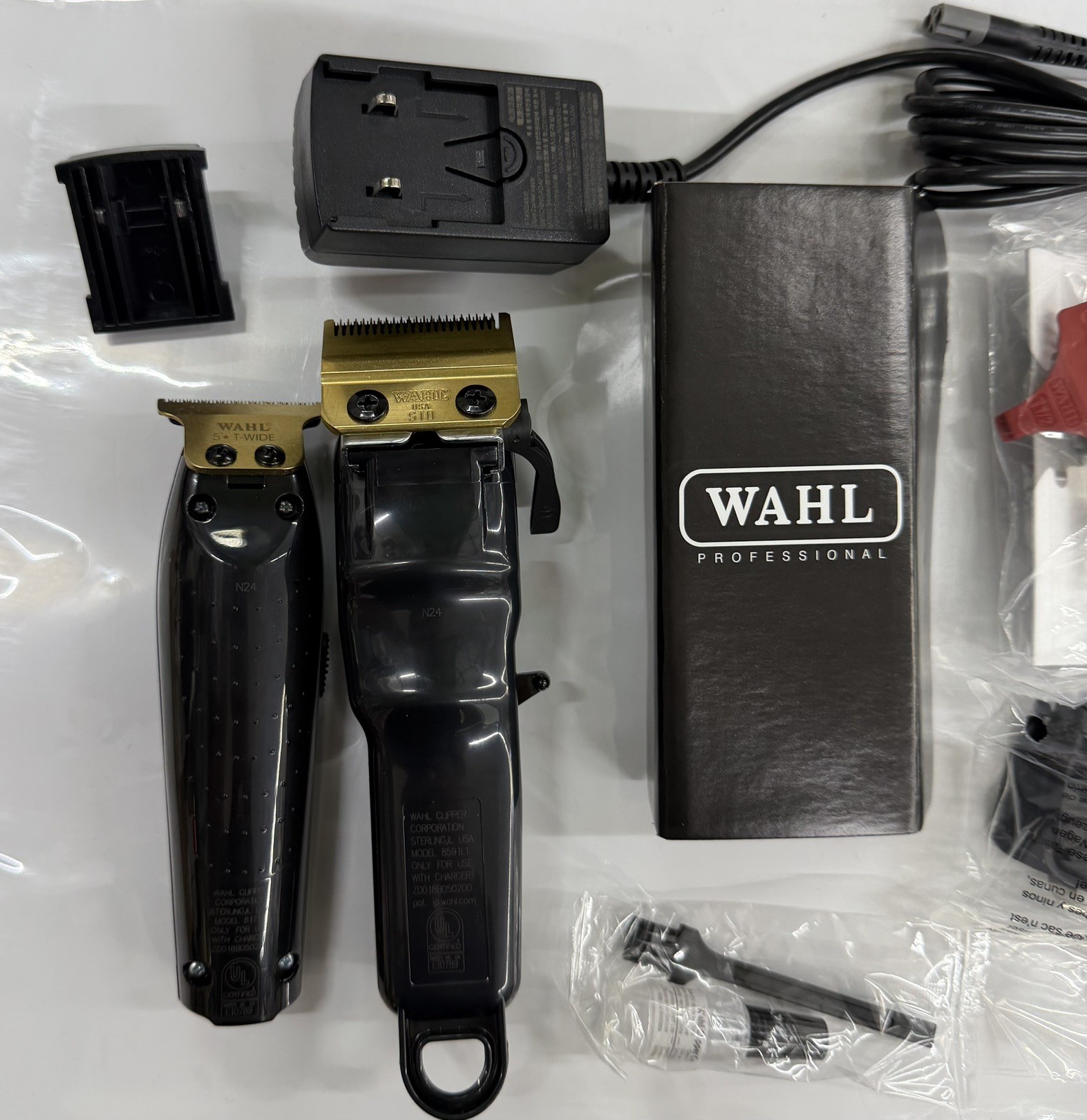 Wahl 3025397 Cordless Barber Combo Premium Clipper & Trimmer Combo NEW